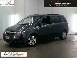 Inny Używany 2010 Opel Zafira Minivan | 43 800 zł