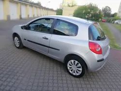 Srebrny Używany 2005 Renault Clio II Hatchback | 7950 zł (Dość drogi)