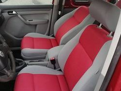 Czerwony Używany 2009 VW Caddy Minivan | 18 500 zł (Dobra cena)