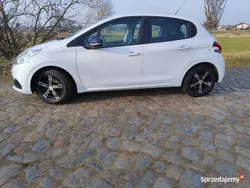 Używany 2016 Peugeot 208 Active Hatchback | 24 400 zł (Dobra cena)