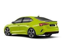 Zieleń mamba niemetalizowany Nowe 2025 Skoda Octavia RS | 193 000 zł (Uczciwa cena)