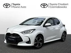Biały Używany 2024 Toyota Yaris Hybrid Style Hatchback | 94 900 zł (Dobra cena)
