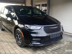 Czarny Używany 2022 Chrysler Pacifica SUV | 145 000 zł (Super Cena)
