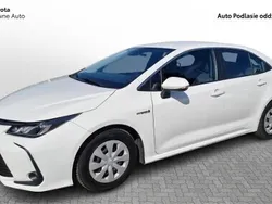 Biały Używany 2021 Toyota Corolla Active Sedan/Limuzyna | 72 900 zł (Uczciwa cena)