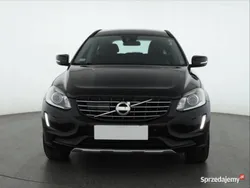 Czarny Używany 2015 Volvo XC60 SUV | 61 999 zł