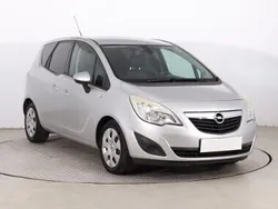 Srebrny Używany 2010 Opel Meriva Minivan | 13 999 zł (Uczciwa cena)