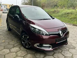 Bordowy Używany 2015 Renault Scénic III Bose Edition Minivan | 36 999 zł (Dość drogi)