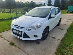 Biały Używany 2014 Ford Focus Kombi | 22 900 zł (Dobra cena)