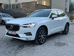 Biały (metalik) Używany 2021 Volvo XC60 SUV | 165 800 zł (Drogi)
