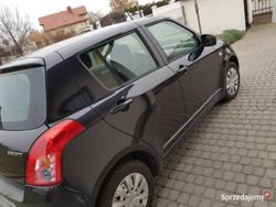 Czarny Używany 2009 Suzuki Swift Hatchback | 17 000 zł (Dość drogi)