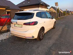 Biały Używany 2022 BMW 218 Kombi | 77 000 zł (Dobra cena)