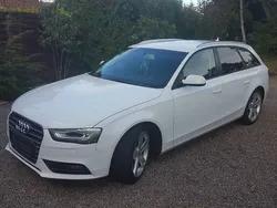 Biały Używany 2012 Audi A4 Sport Kombi | 48 500 zł (Uczciwa cena)