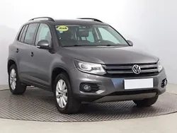 Szary Używany 2012 VW Tiguan SUV | 36 499 zł (Uczciwa cena)