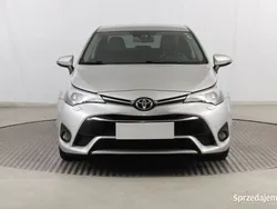 Srebrny Używany 2016 Toyota Avensis Sedan/Limuzyna | 37 999 zł (Dobra cena)