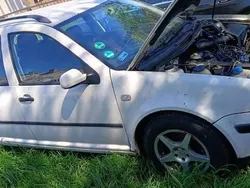 Biały Używany 2000 VW Golf IV Kombi | 3000 zł (Uczciwa cena)