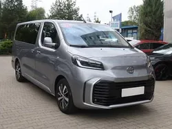 Srebrny Używany 2024 Toyota Proace Verso Kombi | 179 999 zł