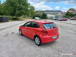 Czerwony Używany 2011 VW Polo Sedan/Limuzyna | 17 900 zł (Uczciwa cena)