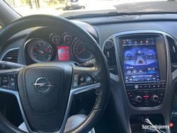 Srebrny Używany 2015 Opel Astra Hatchback | 33 900 zł (Dość drogi)