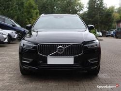 Czarny Używany 2020 Volvo XC60 SUV | 144 999 zł (Uczciwa cena)
