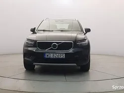Czarny (metalik) Używany 2021 Volvo XC40 Momentum SUV | 109 850 zł (Uczciwa cena)