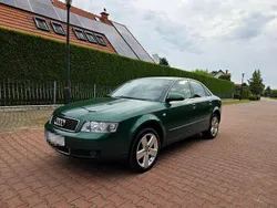Zielony ciemny (metalik) Używany 2002 Audi A4 Sedan/Limuzyna | 12 900 zł (Uczciwa cena)