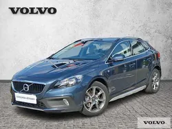 Niebieski Używany 2017 Volvo V40 CC Kombi | 59 000 zł