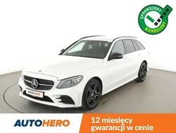 Biały Używany 2019 Mercedes C300 Kombi | 109 500 zł