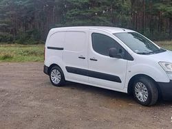 Biały Używany 2010 Citroën Berlingo Sedan/Limuzyna | 12 500 zł (Uczciwa cena)