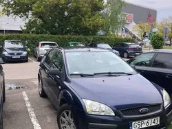 Granatowy Używany 2005 Ford Focus Hatchback | 5100 zł (Uczciwa cena)