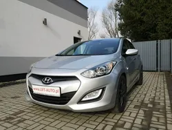 Srebrny Używany 2015 Hyundai i30 Hatchback | 26 900 zł (Uczciwa cena)