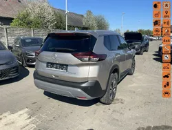 Złoty (metalik, perła) Używany 2023 Nissan X-Trail SUV | 79 900 zł