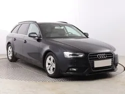 Niebieski Używany 2012 Audi A4 Kombi | 41 499 zł (Uczciwa cena)