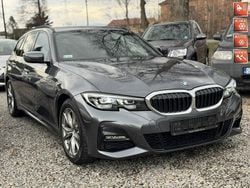 Grafitowy (metalik, perła) Używany 2021 BMW 320 SUV | 137 500 zł (Dość drogi)