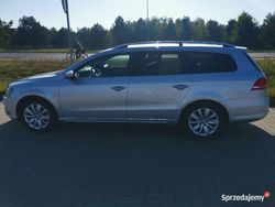 Srebrny Używany 2011 VW Passat Kombi | 24 800 zł (Dość drogi)