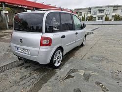 Srebrny Używany 2007 Fiat Multipla Minivan | 12 500 zł