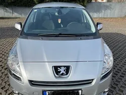 Srebrny Używany 2013 Peugeot 5008 Minivan | 22 500 zł (Super Cena)