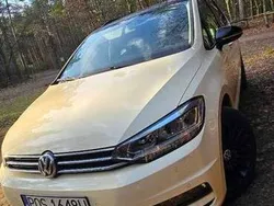 Beżowy Używany 2019 VW Touran Minivan | 45 000 zł (Dobra cena)