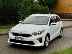 Biały Używany 2020 Kia Ceed Sport Kombi | 46 900 zł (Uczciwa cena)