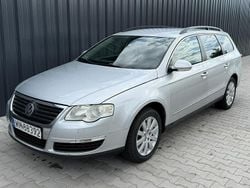 Srebrny (metalik) Używany 2006 VW Passat Kombi | 7900 zł (Uczciwa cena)