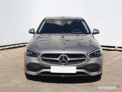 Beżowy Używany 2021 Mercedes C180 Sedan/Limuzyna | 152 999 zł