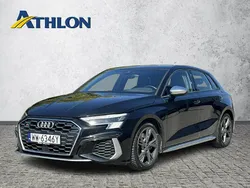 Czarny (metalik) Używany 2022 Audi S3 Hatchback | 156 700 zł (Dość drogi)
