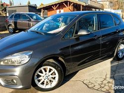 Grafitowy Używany 2018 BMW 216 Active Tourer Sport Line Minivan | 39 900 zł