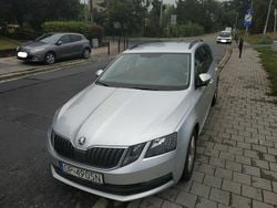 Srebrny Używany 2020 Skoda Octavia Ambition Kombi | 49 200 zł (Dobra cena)