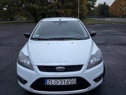 Biały Używany 2009 Ford Focus Hatchback | 7499 zł (Super Cena)