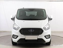 Biały Używany 2018 Ford Tourneo Custom Van | 106 999 zł (Uczciwa cena)