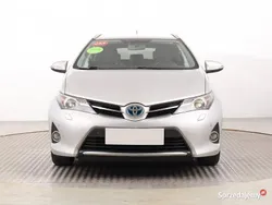 Srebrny Używany 2014 Toyota Auris Hybrid Kombi | 36 999 zł (Uczciwa cena)
