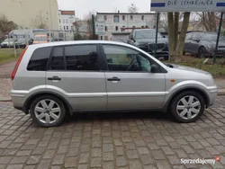 Srebrny Używany 2005 Ford Fusion Hatchback | 8950 zł (Uczciwa cena)