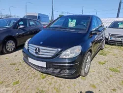 Czarny Używany 2008 Mercedes B180 Minivan | 12 900 zł (Uczciwa cena)