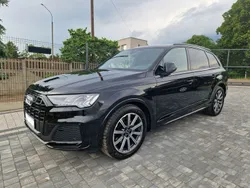 Czarny Używany 2023 Audi Q7 S-Line SUV | 331 854 zł