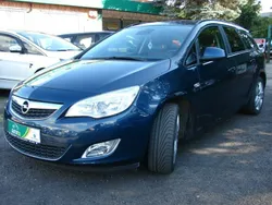 Niebieski Używany 2011 Opel Astra Sedan/Limuzyna | 23 900 zł (Drogi)
